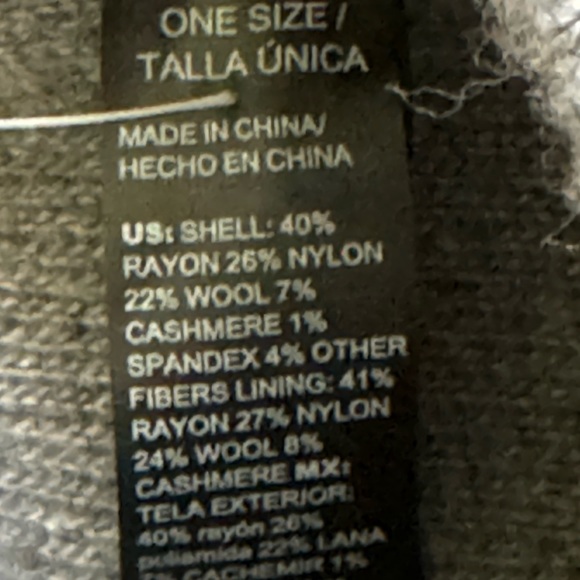 WHBM Rhinestone Patterned hat - Picture 7 of 7